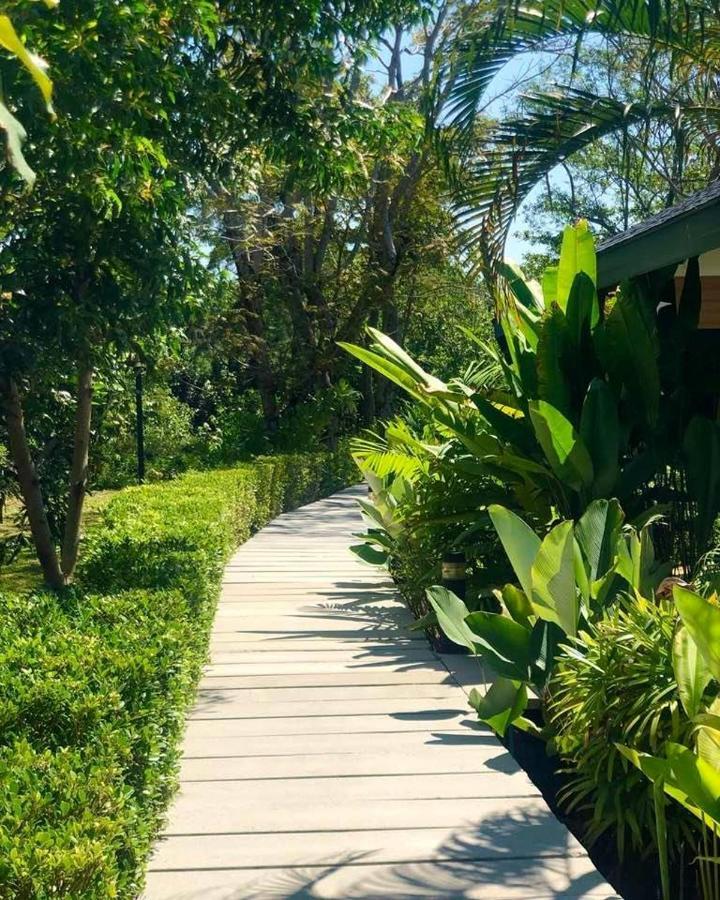 ホテル The Mantra Navi Ko Lanta エクステリア 写真