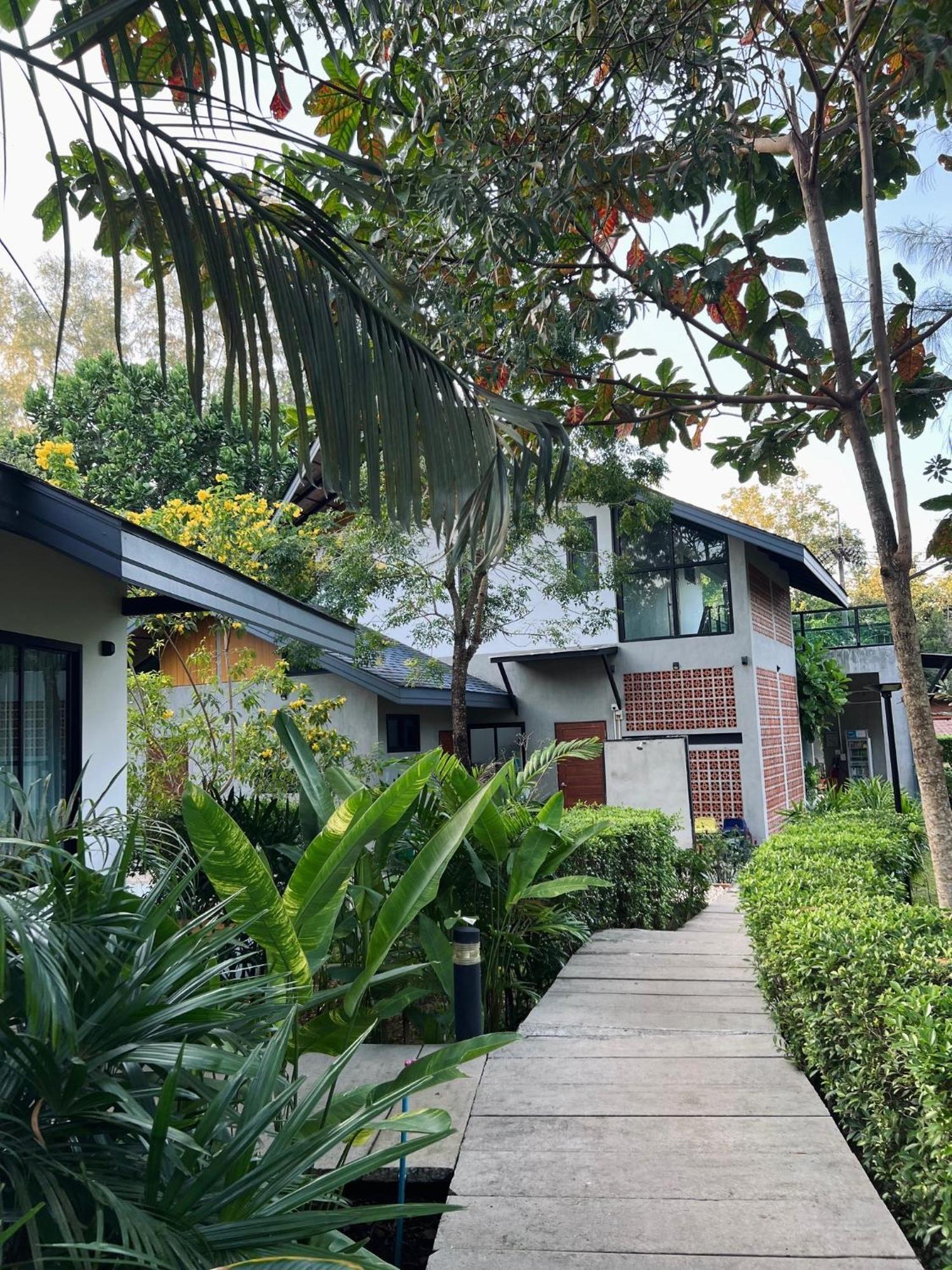 ホテル The Mantra Navi Ko Lanta エクステリア 写真